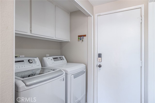 Detail Gallery Image 20 of 39 For 3336 E Avenue Q10, Palmdale,  CA 93550 - 4 Beds | 3 Baths