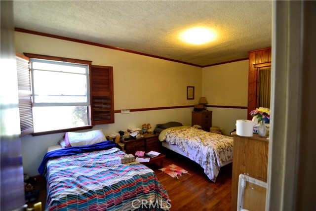 1435 E Rosewood Avenue, Anaheim CA: https://media.crmls.org/medias/c68628aa-fe38-41bf-b893-144d2cedf717.jpg
