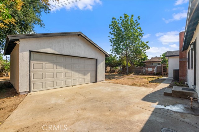 Detail Gallery Image 35 of 42 For 1433 Ashport St, Pomona,  CA 91768 - 3 Beds | 2 Baths