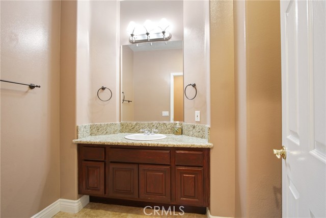 Detail Gallery Image 12 of 37 For 5640 Camarrio, Rancho Cucamonga,  CA 91739 - 5 Beds | 3/1 Baths