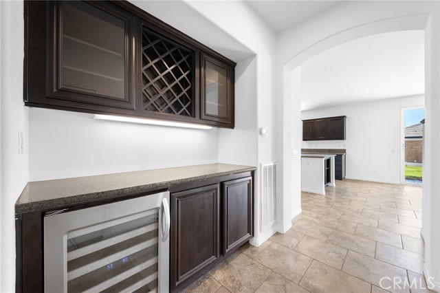 14261 Settlers Ridge Court, Eastvale CA: https://media.crmls.org/medias/c686a5cc-f194-4569-818a-afe6c84fd283.jpg