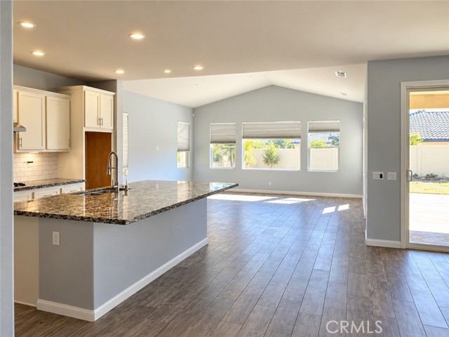 35154 Heritage Pointe Dr, French Valley, CA 92563 photo 8