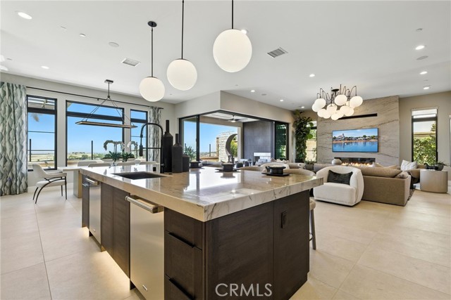 437 Promontory, Irvine CA: https://media.crmls.org/medias/c6879999-6784-45b5-9f02-45fb9cb5b424.jpg