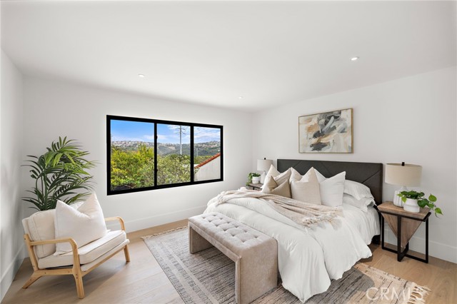 Detail Gallery Image 36 of 44 For 6 Monterey Cir, Corona Del Mar,  CA 92625 - 6 Beds | 4 Baths