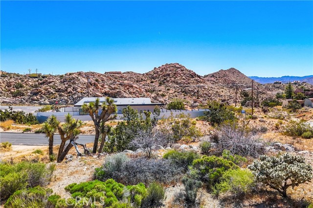 Detail Gallery Image 38 of 64 For 5816 Buena Suerte Rd, Yucca Valley,  CA 92284 - 3 Beds | 2 Baths