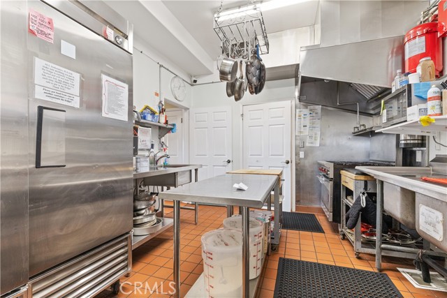 95 S Ocean Avenue, Cayucos CA: https://media.crmls.org/medias/c68988d7-1499-4220-a38e-51bb1290154d.jpg