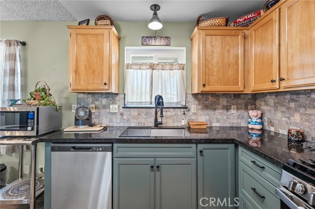 Detail Gallery Image 15 of 45 For 58780 Buena Vista, Yucca Valley,  CA 92284 - 2 Beds | 2 Baths