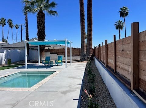 Detail Gallery Image 4 of 9 For 3940 E Calle San Antonio, Palm Springs,  CA 92264 - 3 Beds | 2 Baths