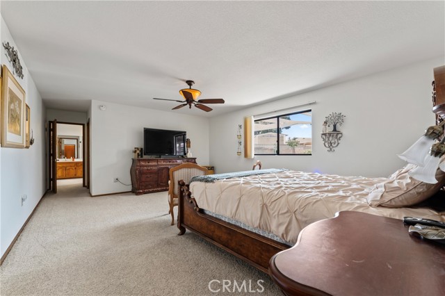 Detail Gallery Image 19 of 37 For 823 Sandwagon Cir, Hemet,  CA 92544 - 4 Beds | 2 Baths