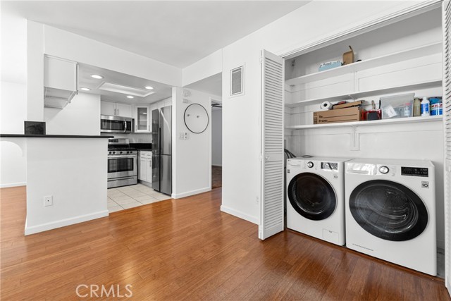 Detail Gallery Image 19 of 26 For 2444 4th Street Unit#9 St, Santa Monica,  CA 90405 - 1 Beds | 1 Baths