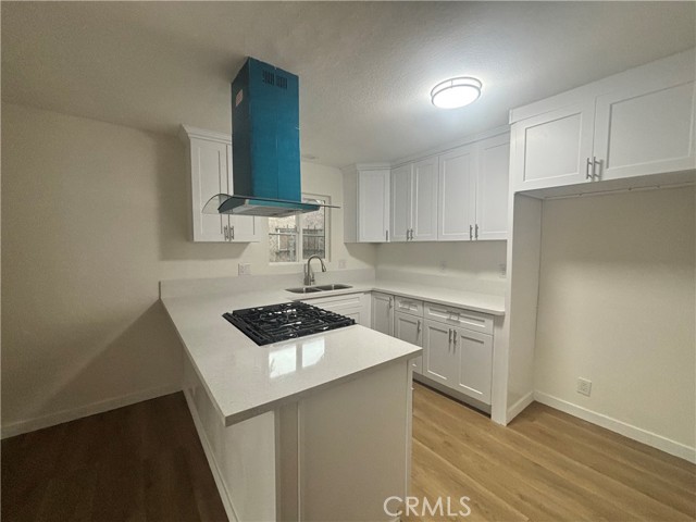 Detail Gallery Image 8 of 31 For 1705 E 111th Pl, Los Angeles,  CA 90059 - 3 Beds | 2 Baths