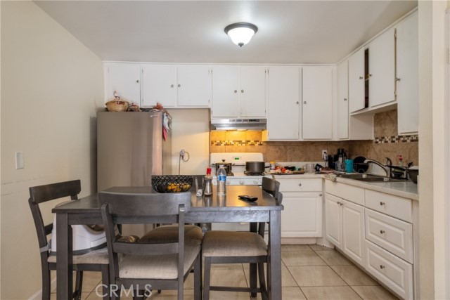 Detail Gallery Image 8 of 12 For 4810 N Vincent Ave, Covina,  CA 91722 - – Beds | – Baths