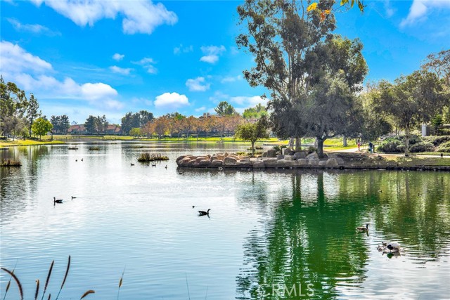 Detail Gallery Image 7 of 16 For 35 Aubrieta, Rancho Santa Margarita,  CA 92688 - 2 Beds | 2 Baths