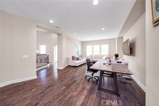 17 Calliope, Lake Forest CA: https://media.crmls.org/medias/c68dd3ff-a147-4ceb-93f2-29d2792a241c.jpg