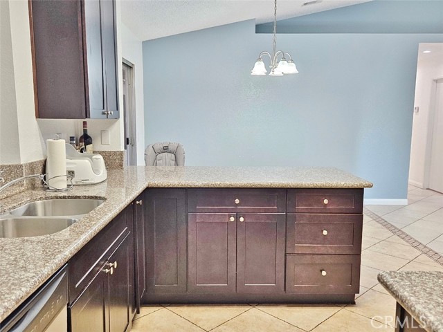 29650 Saint Andrews Court, Murrieta CA: https://media.crmls.org/medias/c68df95f-5341-45a1-8c50-b1c8cff24bd2.jpg