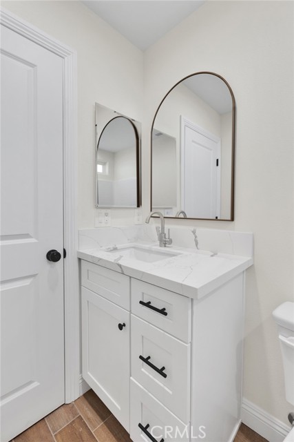 Detail Gallery Image 18 of 37 For 7276 Topaz Ave, Oak Hills,  CA 92344 - 4 Beds | 2/1 Baths