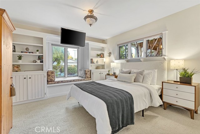 Detail Gallery Image 12 of 38 For 5425 Oakdale Ave, Woodland Hills,  CA 91364 - 4 Beds | 3/1 Baths