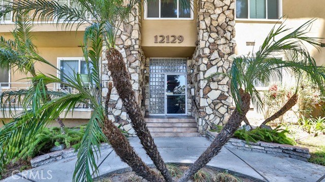 Image 2 for 12129 Beverly Blvd #2F, Whittier, CA 90601