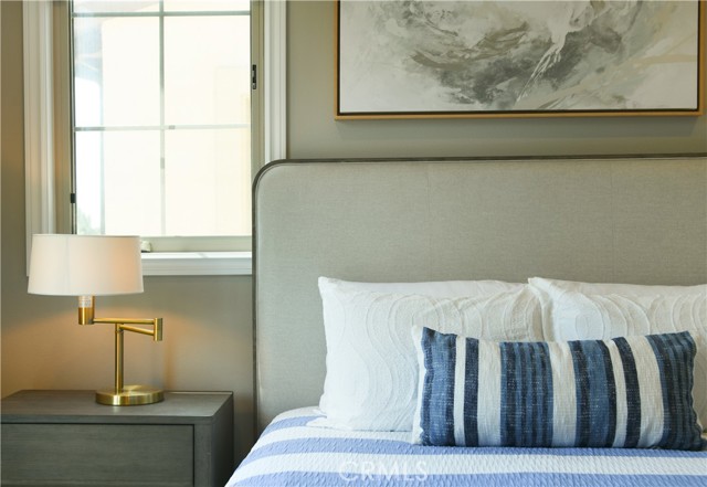 46 Shadybend, Irvine CA: https://media.crmls.org/medias/c68fd4ff-77c4-472a-9e55-ef7c1b904fef.jpg