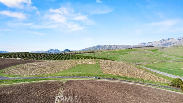 Detail Gallery Image 4 of 9 For 7114 Orcutt Rd, San Luis Obispo,  CA 93401 - – Beds | – Baths