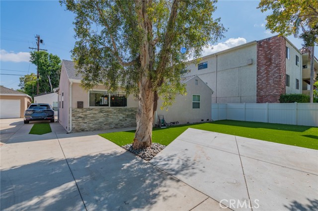 Detail Gallery Image 4 of 31 For 5212 Noble Ave, Sherman Oaks,  CA 91411 - 3 Beds | 2 Baths