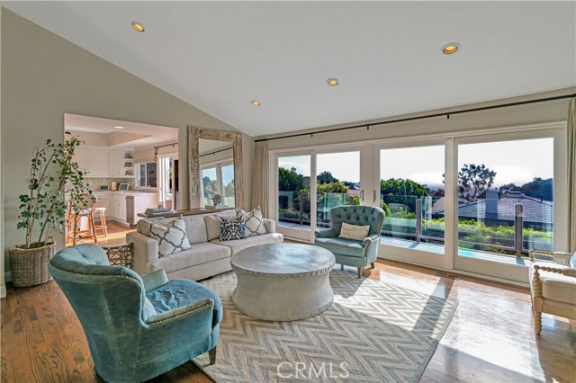 Detail Gallery Image 2 of 53 For 1232 via Coronel, Palos Verdes Estates,  CA 90274 - 4 Beds | 3 Baths