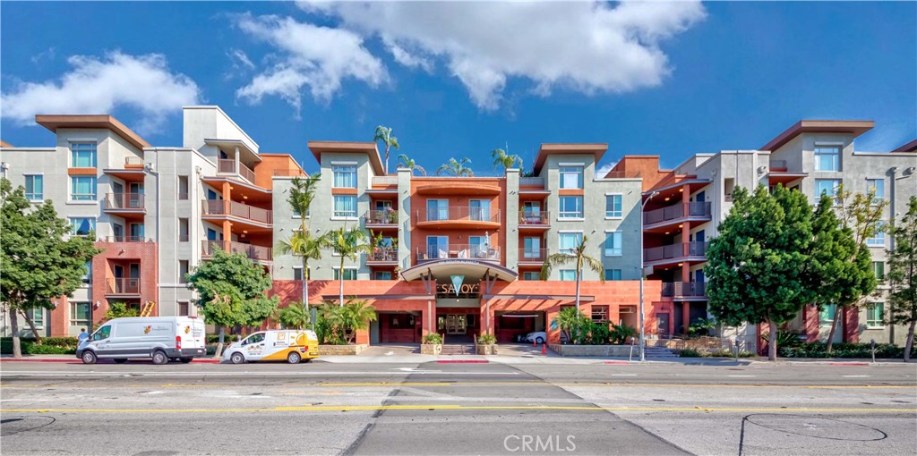 100 S Alameda #321