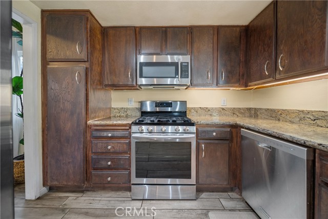 Detail Gallery Image 16 of 35 For 7477 Penwood Ln, Jurupa Valley,  CA 92509 - 3 Beds | 2 Baths