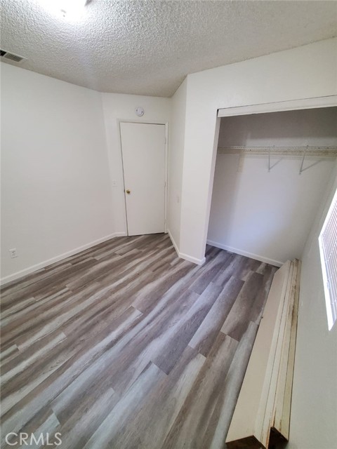 Detail Gallery Image 7 of 13 For 23805 Mark Twain, Moreno Valley,  CA 92557 - 3 Beds | 2 Baths