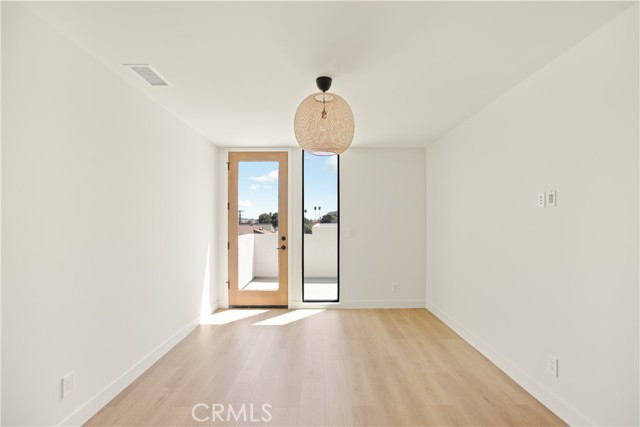 Detail Gallery Image 39 of 39 For 2671 1/2 Benedict, Los Angeles,  CA 90039 - 3 Beds | 3 Baths