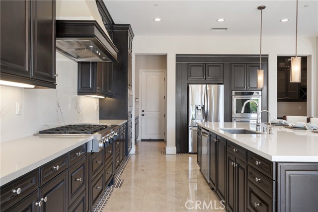 Image 19 of 75 For 2498 Santa Paula Drive