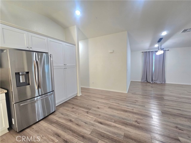 Detail Gallery Image 5 of 23 For 6451 Canyonlands Dr, Jurupa Valley,  CA 92509 - 3 Beds | 2 Baths