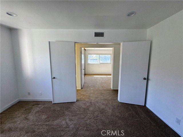 26253 Via Roble, Mission Viejo CA: https://media.crmls.org/medias/c6910416-ec66-4d03-844a-75e4806ea8da.jpg