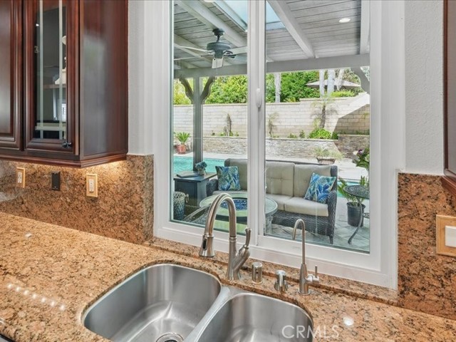 Detail Gallery Image 20 of 55 For 27718 Heartwood Ct, Valencia,  CA 91354 - 3 Beds | 3 Baths