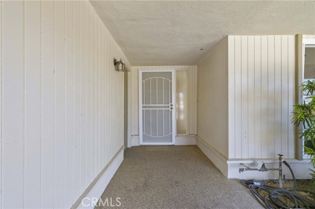 Detail Gallery Image 7 of 57 For 26817 Oak Branch Cir, Newhall,  CA 91321 - 2 Beds | 2 Baths