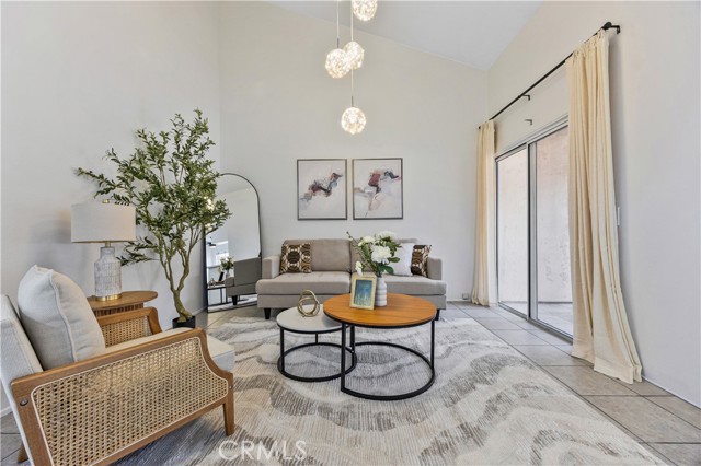 Detail Gallery Image 1 of 34 For 7315 Exeter St #12,  Paramount,  CA 90723 - 2 Beds | 2 Baths