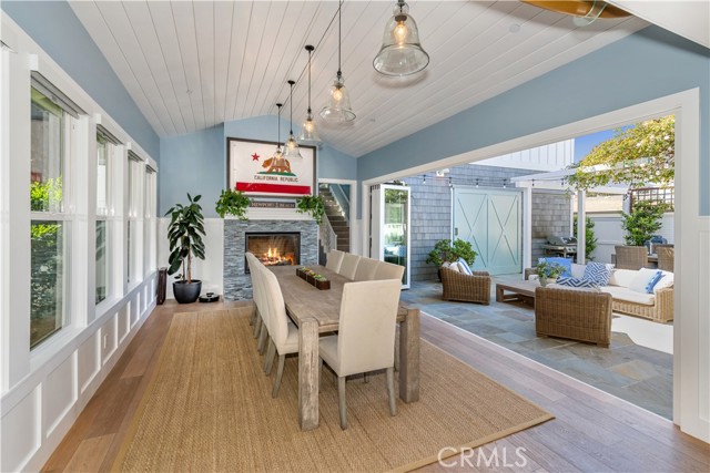 2905 Broad St, Newport Beach CA: https://media.crmls.org/medias/c69365ce-57a2-442a-98e9-8b7a8b43e418.jpg