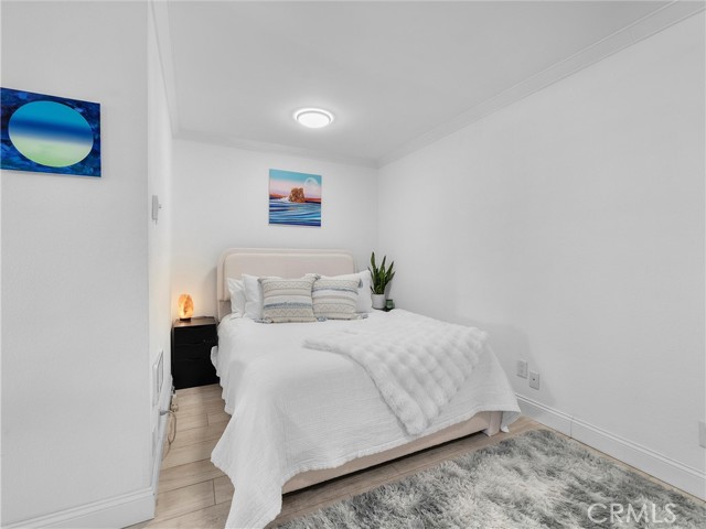 694 The Village, Redondo Beach, California 90277, ,1 BathroomBathrooms,Residential,For Sale,The Village,SB25136997