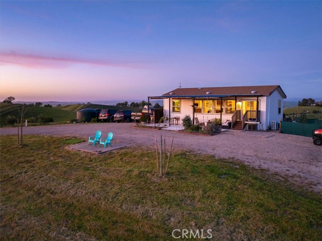 Detail Gallery Image 3 of 57 For 1730 Sutliff, Paso Robles,  CA 93446 - 2 Beds | 2 Baths