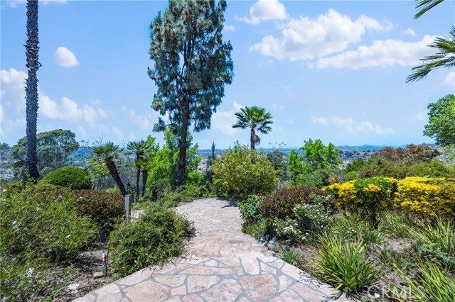 31396 Lake Vista Circle, Bonsall CA: https://media.crmls.org/medias/c694d297-bdf0-46c2-b16c-a049f623bcc9.jpg