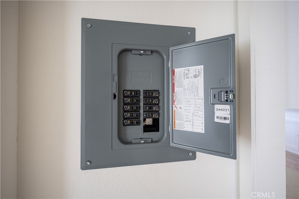 MLS #DW25116783 img 48