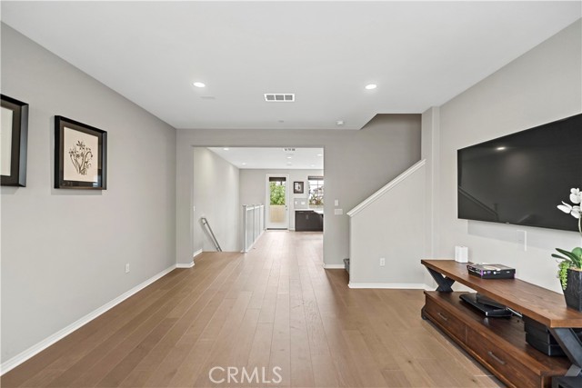 Detail Gallery Image 15 of 38 For 620 S Gladys Ave #D,  San Gabriel,  CA 91776 - 3 Beds | 3/1 Baths