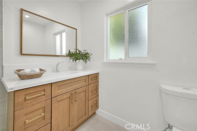 Detail Gallery Image 49 of 75 For 4701 Don Miguel, Los Angeles,  CA 90008 - 3 Beds | 3 Baths