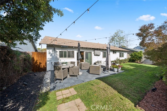 Detail Gallery Image 16 of 41 For 2048 Garden Ln, Costa Mesa,  CA 92627 - – Beds | – Baths