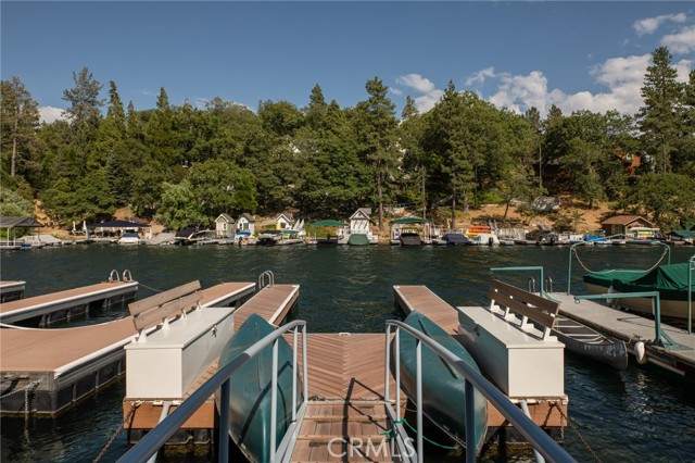 Detail Gallery Image 39 of 44 For 28819 North Shore Rd, Lake Arrowhead,  CA 92352 - 6 Beds | 6 Baths