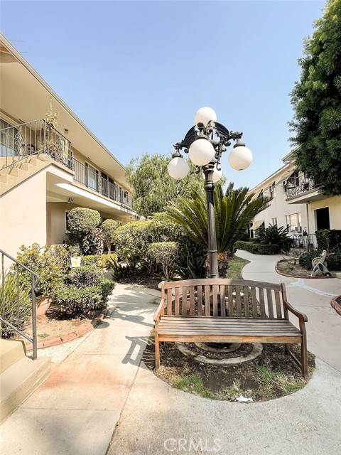 Detail Gallery Image 27 of 32 For 1321 E Appleton St #10,  Long Beach,  CA 90802 - 1 Beds | 1 Baths