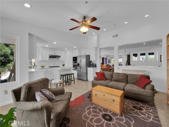 Detail Gallery Image 30 of 43 For 24527 Indian Hill Ln, West Hills,  CA 91307 - 5 Beds | 3 Baths