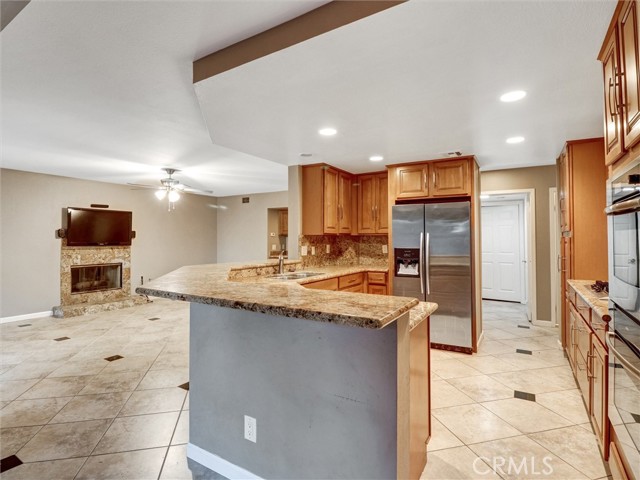 Detail Gallery Image 6 of 39 For 76871 Castle Ct, Palm Desert,  CA 92211 - 4 Beds | 3/1 Baths