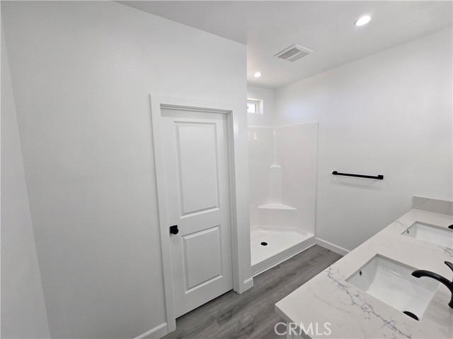Detail Gallery Image 17 of 24 For 10401 N Loop Bld, California City,  CA 93505 - 4 Beds | 2/1 Baths