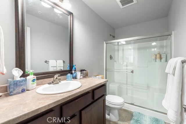 Detail Gallery Image 11 of 34 For 969 August Way, Redding,  CA 96003 - 3 Beds | 2 Baths